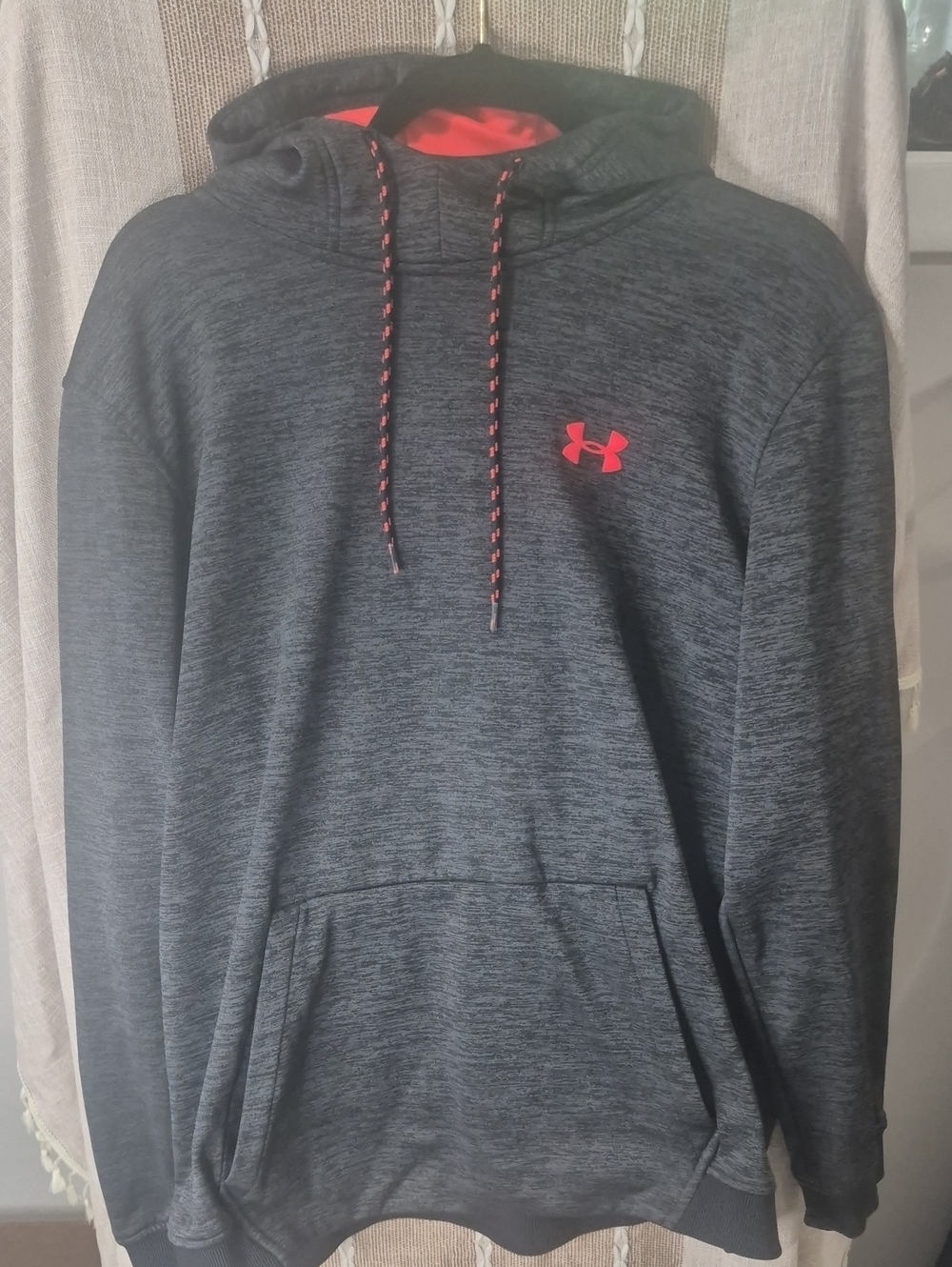 Under Armour Gray Pullover Hoodie with Red Accents XL Loose Fit